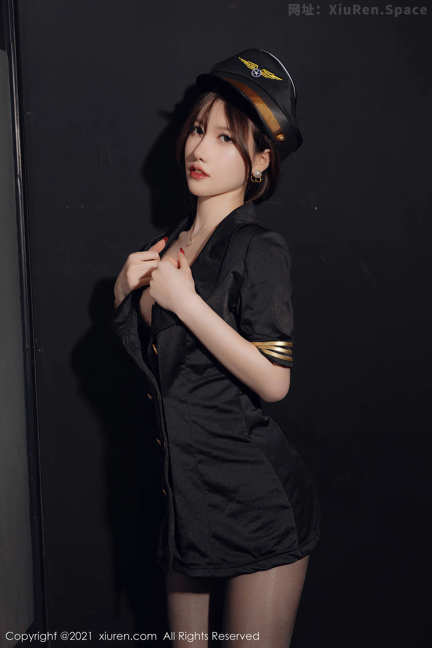 图片[3]-[XiuRen秀人网]VOL.4355 模特美桃酱黑色空军制服主题超薄黑丝裤袜秀翘臀美腿诱惑写真63P-秀人网官方网站